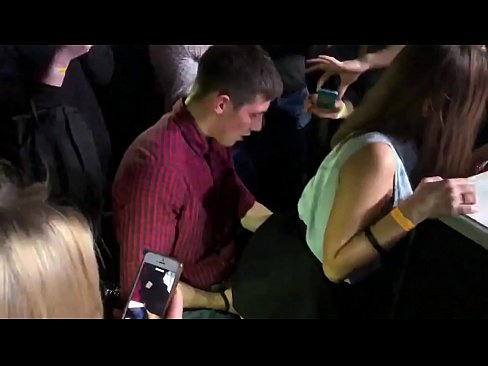 ❤️ Орыс түнгі клубындағы шынайы секс. Түнгі клубта анус пен қынапта 18 жасар орыс қызы ебілді ️ Секс видео kk.xxxifuck.ru ❌️❤